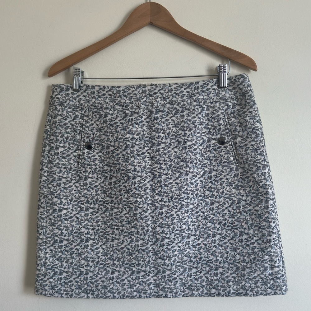 Ann Taylor Loft || Woman’s Gray White Textured Floral Pencil Skirt Lined Sz 10